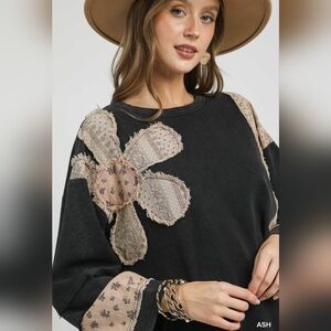 Umgee Black and Tan Sweater with Floral Design